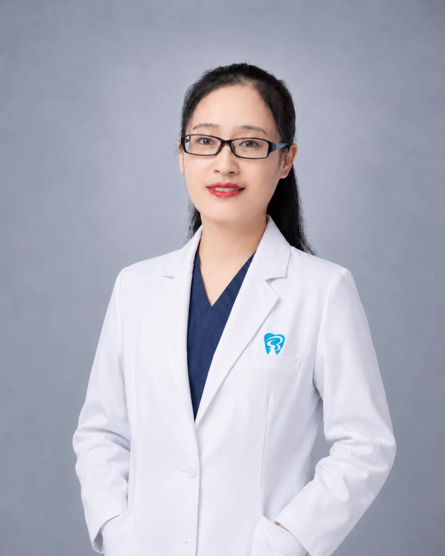 刘秋娟主治医师形象照